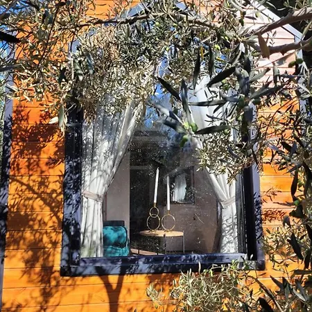 Tiny Garden Villa *