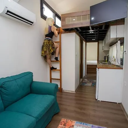 Tiny Garden Villa *