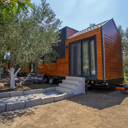 Vila Tiny Garden Dikili