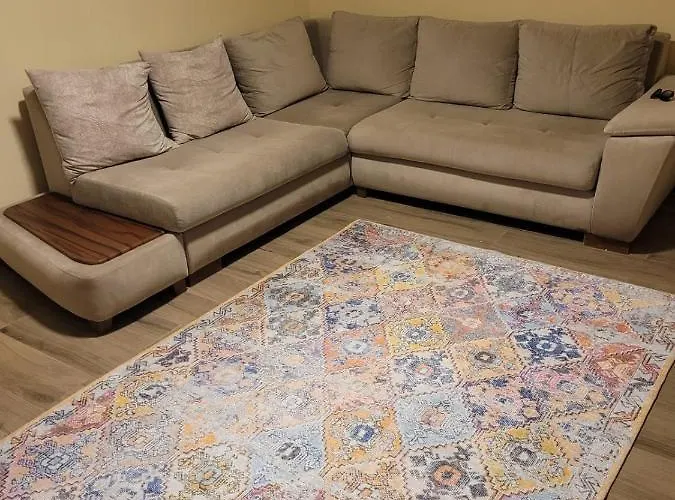 Tiny Garden فيلة ديكيلي